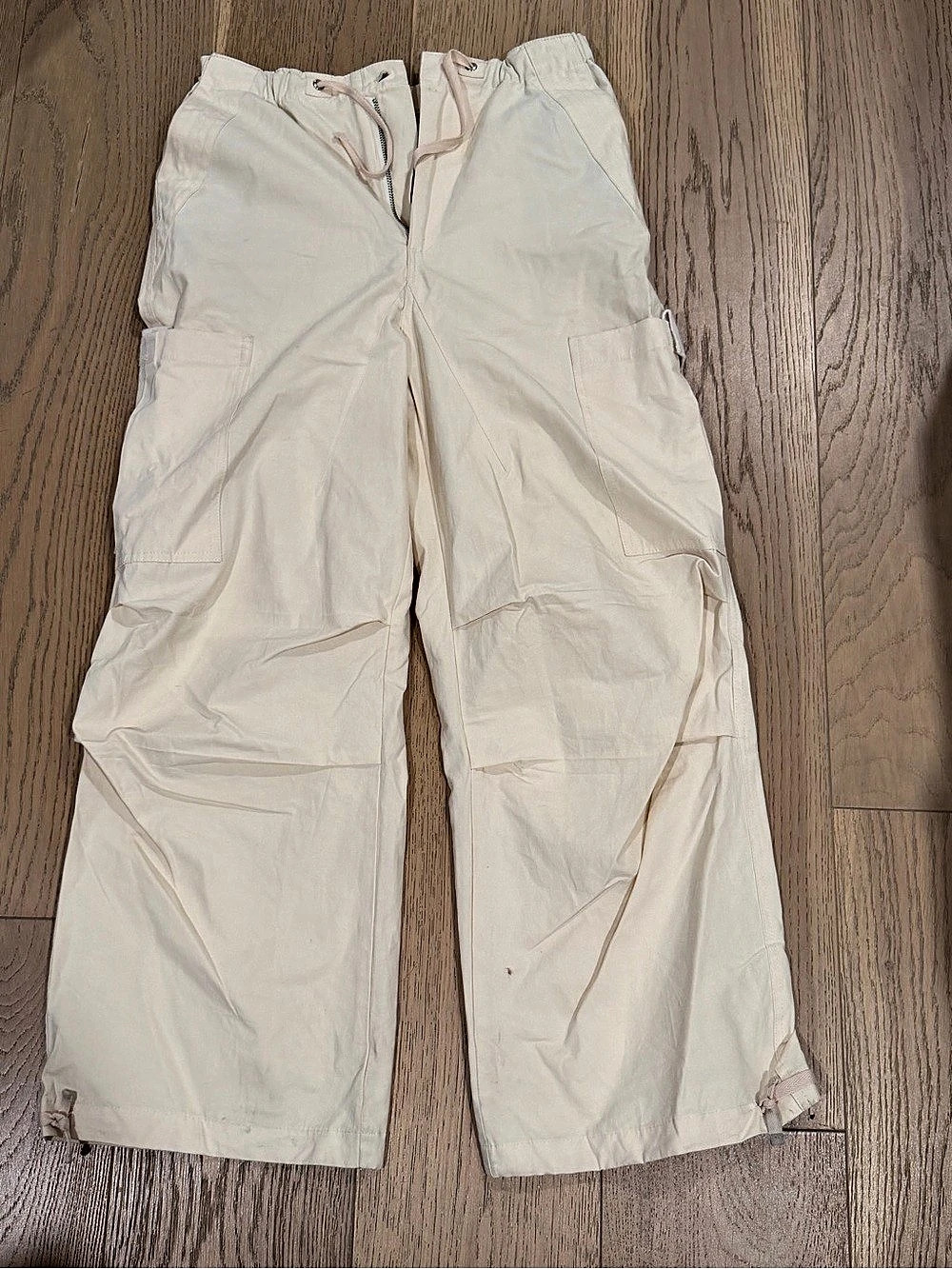 Cotton Cargo Pants in Cream Size Small - 27